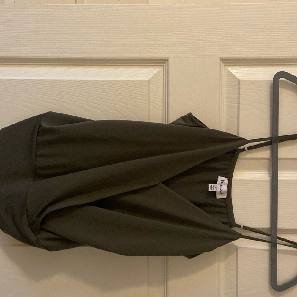 Beautiful Veronica M solid cross front Cami. Never worn, but tags are off
